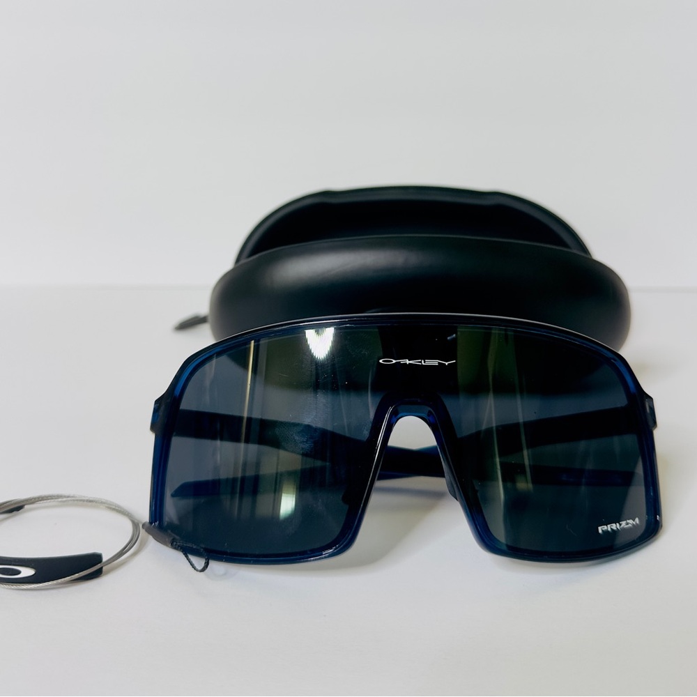 Oakley Prizm Dark Blue Sunglasses